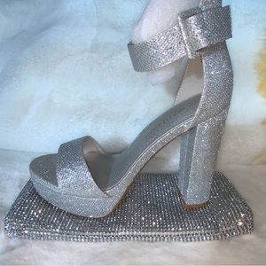 Heels shoes women’s dress shoes